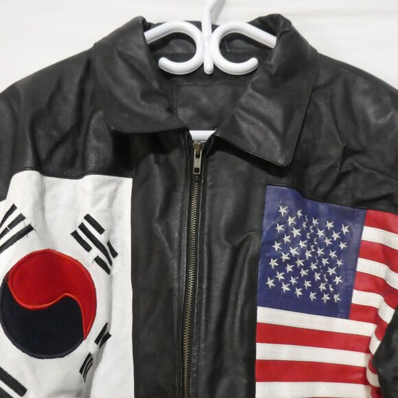 Vintage | Men’s Black Leather International Flag Bomber Jacket | xxl - Picture 4 of 14